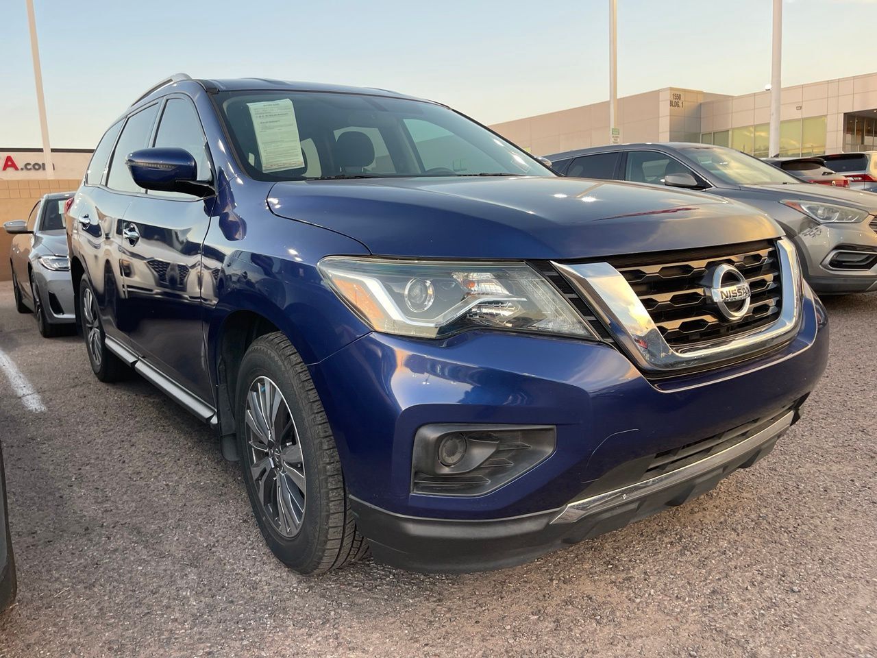 2020 NISSAN Pathfinder