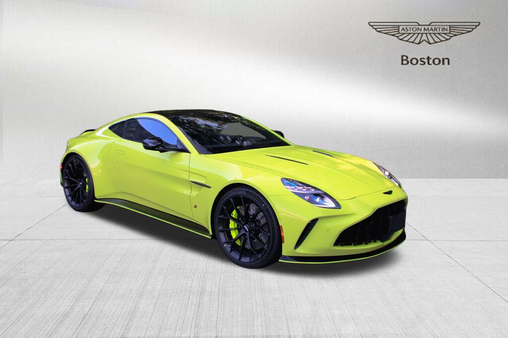 2026 ASTON MARTIN Vantage