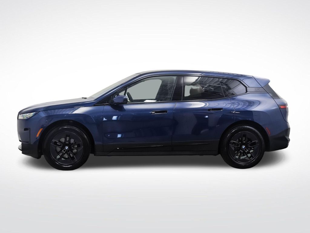 2024 BMW iX