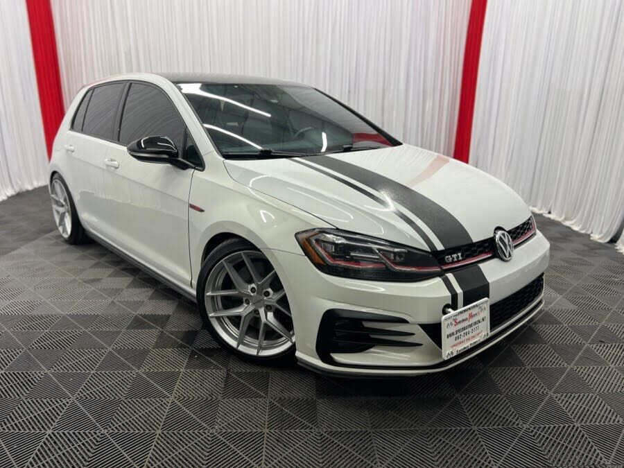 2018 VOLKSWAGEN Golf GTI