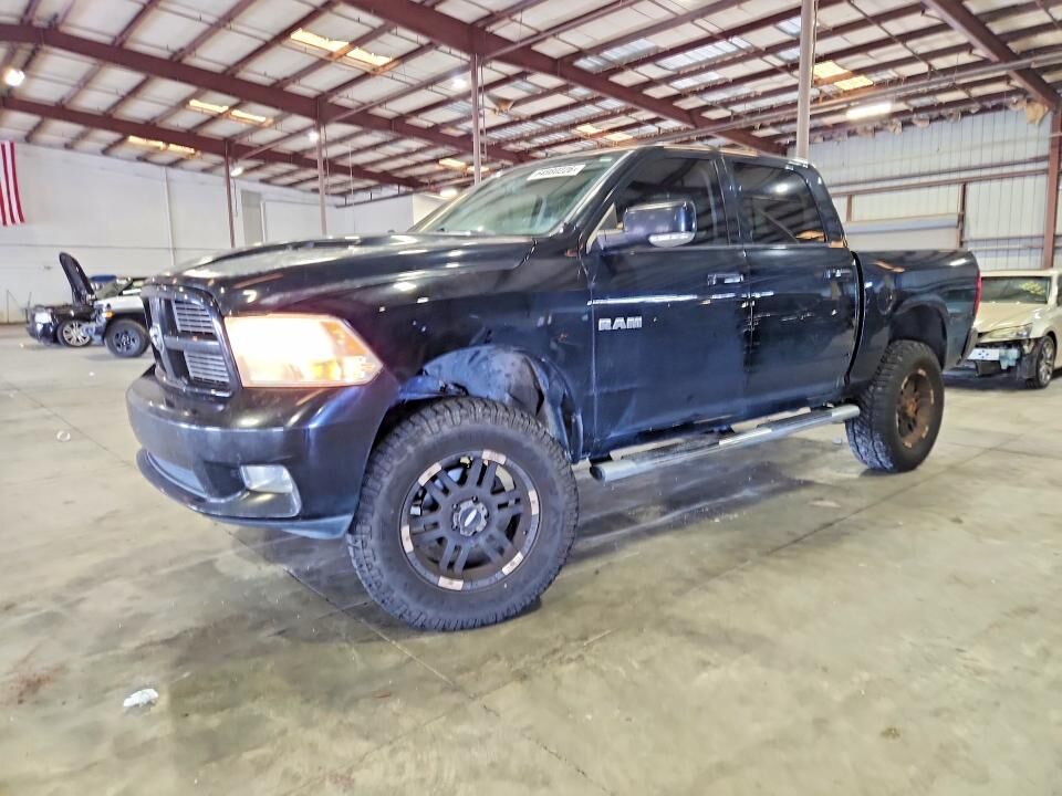 2012 DODGE Ram