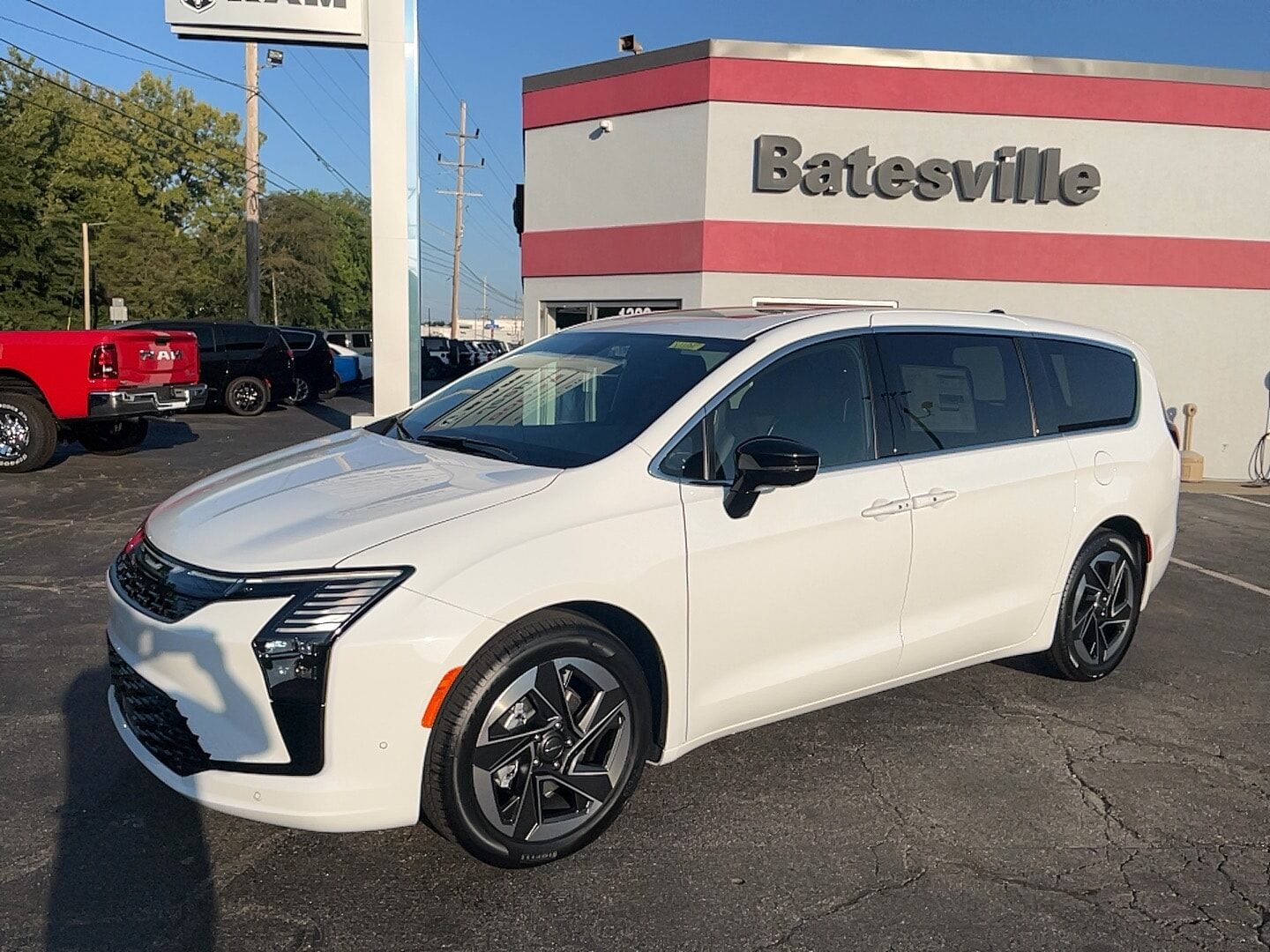 2027 CHRYSLER Pacifica