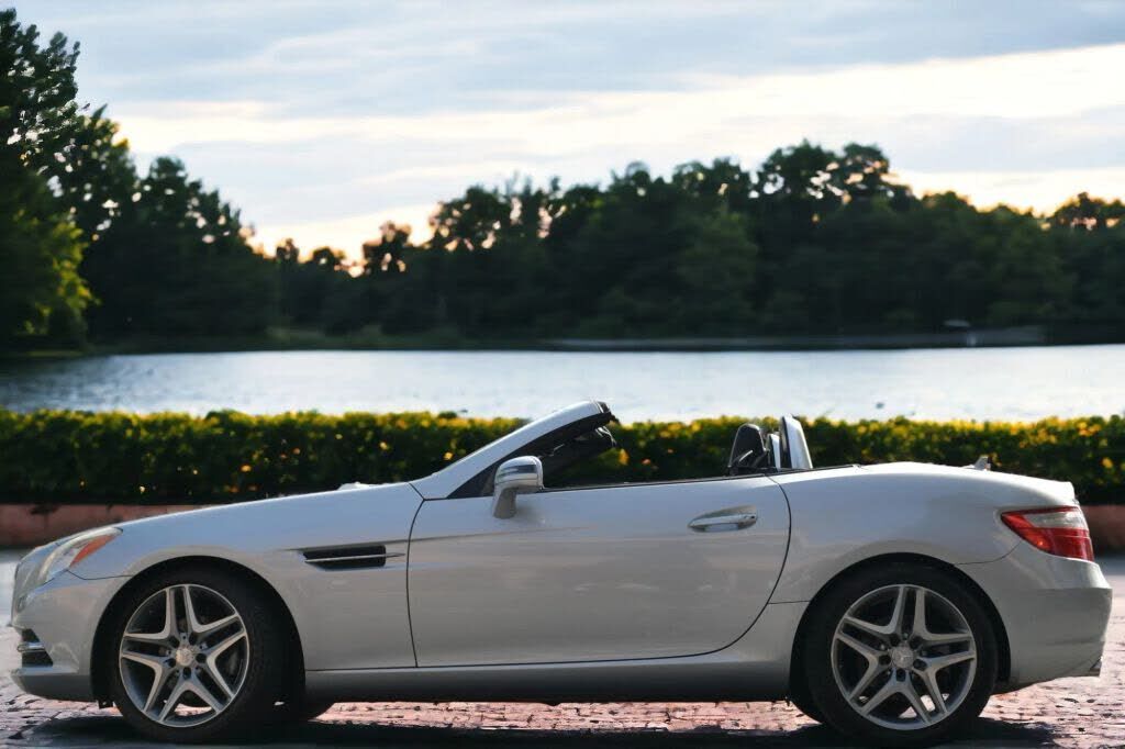 2013 Mercedes-Benz SLK-Class