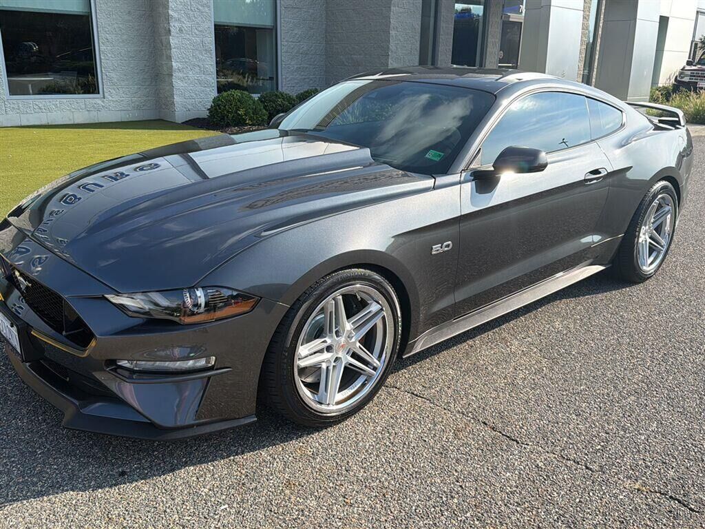 2019 FORD Mustang