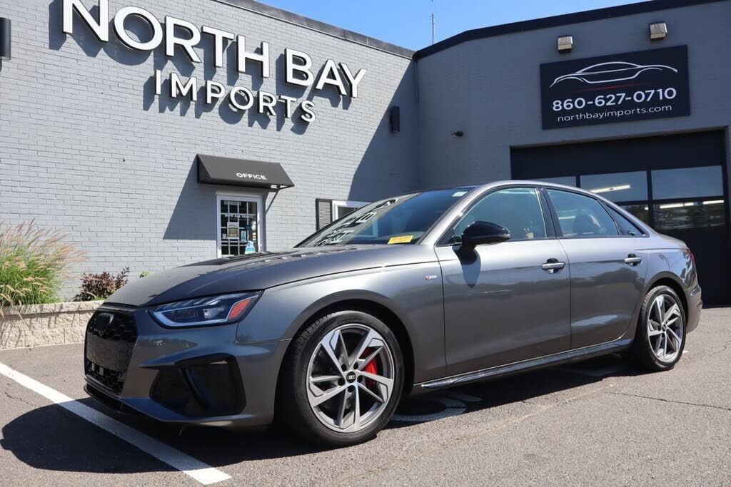 2022 AUDI A4