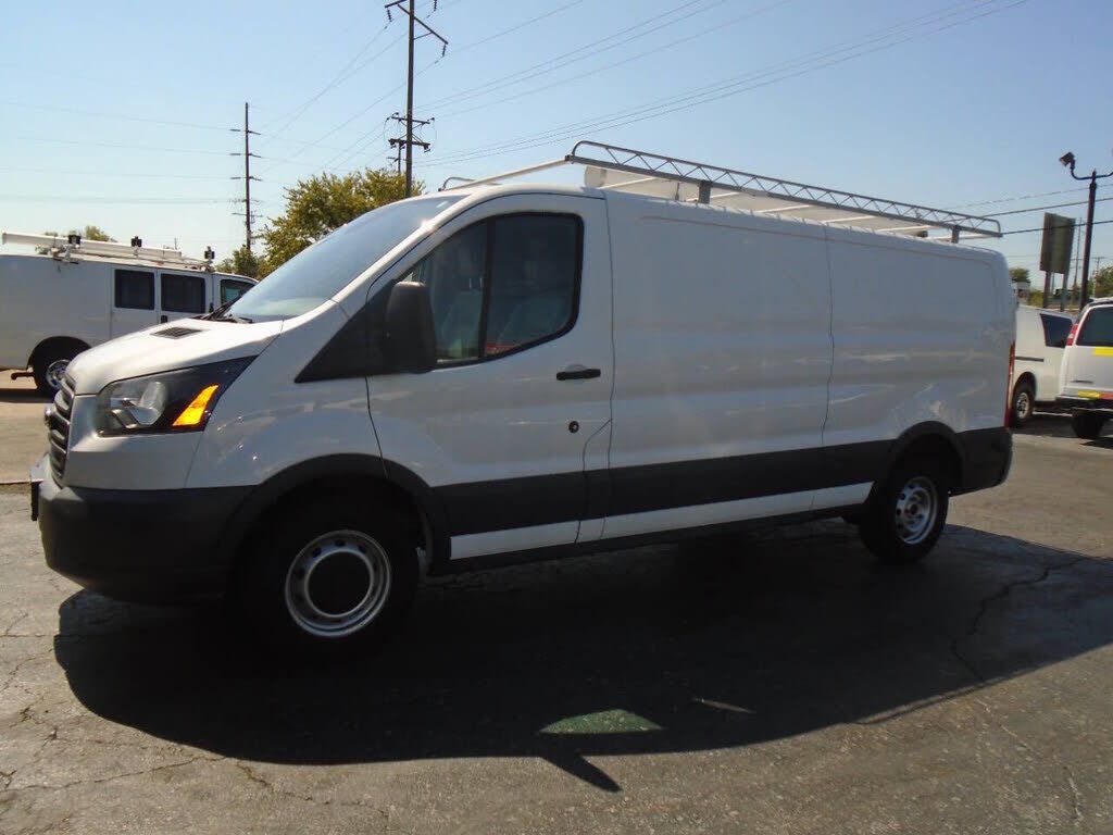 2018 FORD Transit