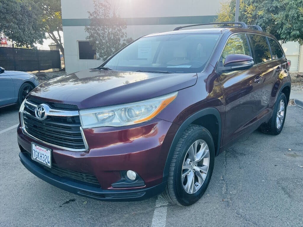 2014 TOYOTA Highlander