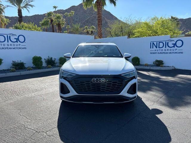 2024 Audi Q8
