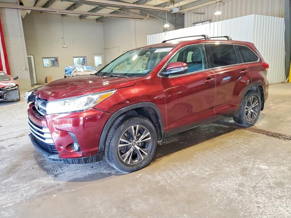 2019 TOYOTA Highlander
