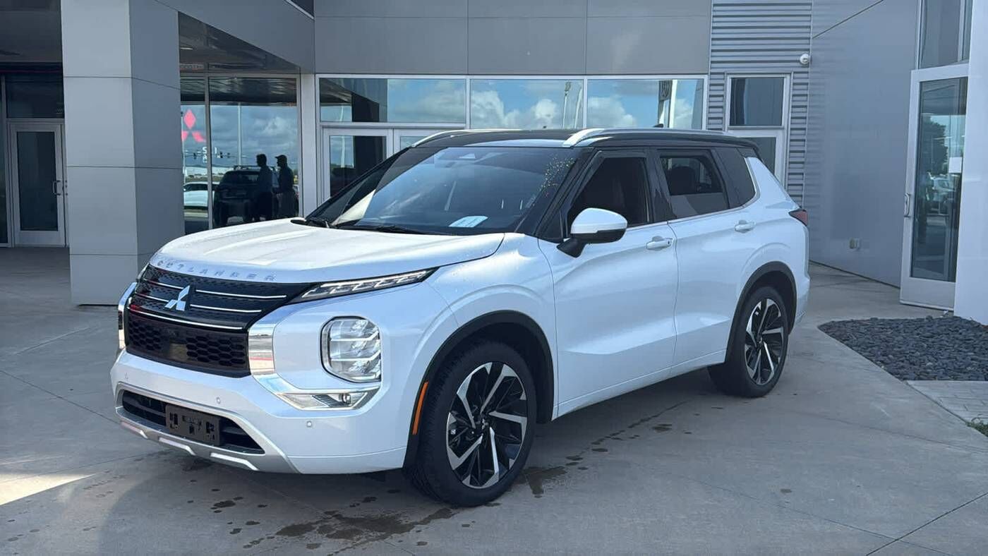 2024 MITSUBISHI Outlander