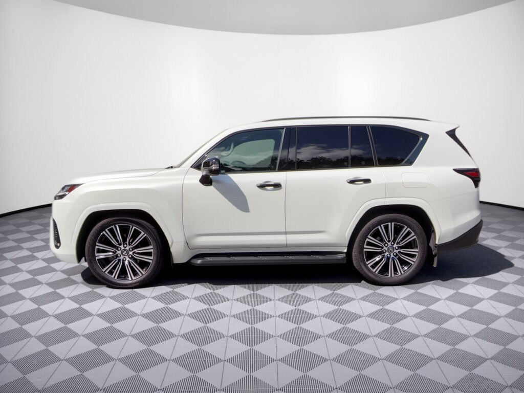 2024 Lexus LX