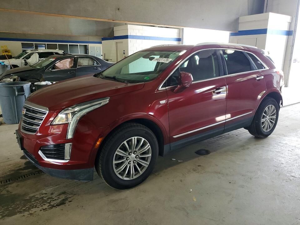 2017 CADILLAC XT5