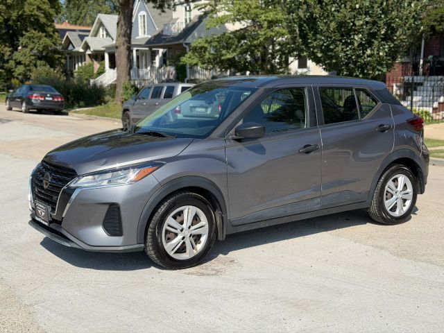 2021 NISSAN Kicks