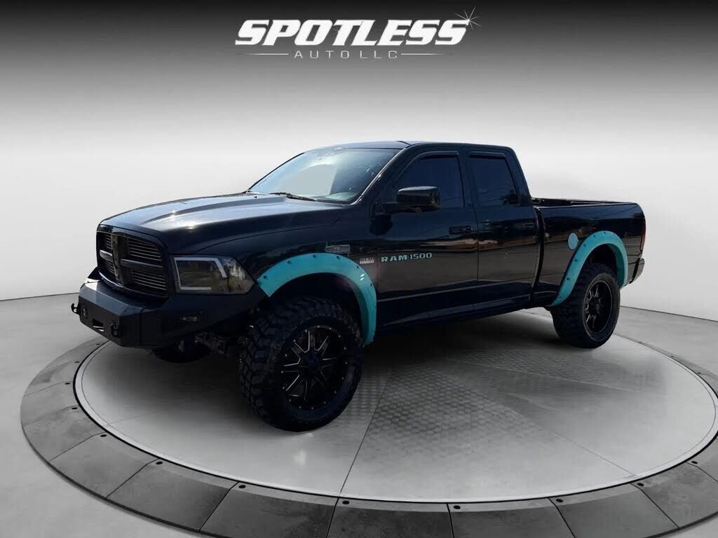 2012 DODGE Ram