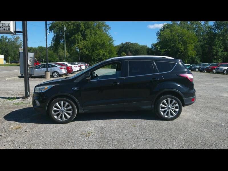 2017 FORD Escape