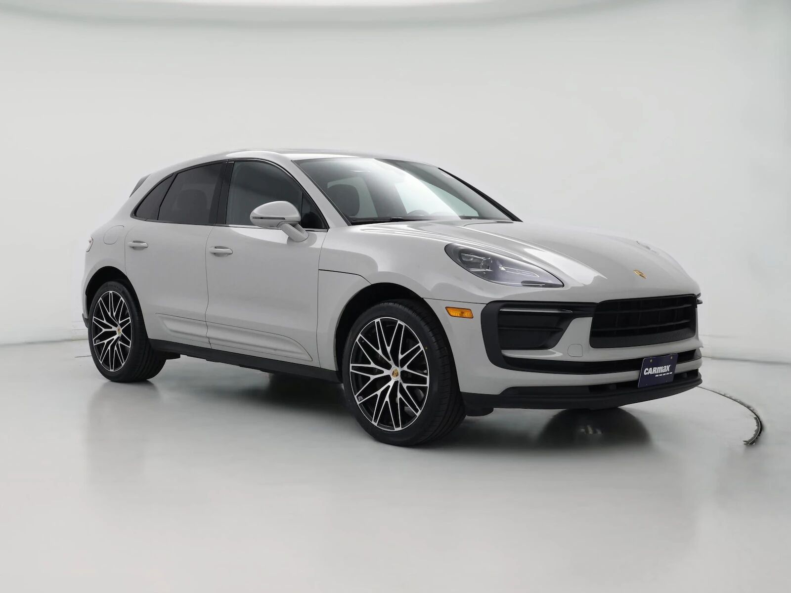 2022 PORSCHE Macan