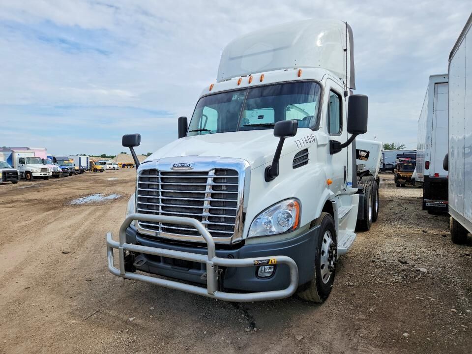 2014 FREIGHTLINER Cascadia