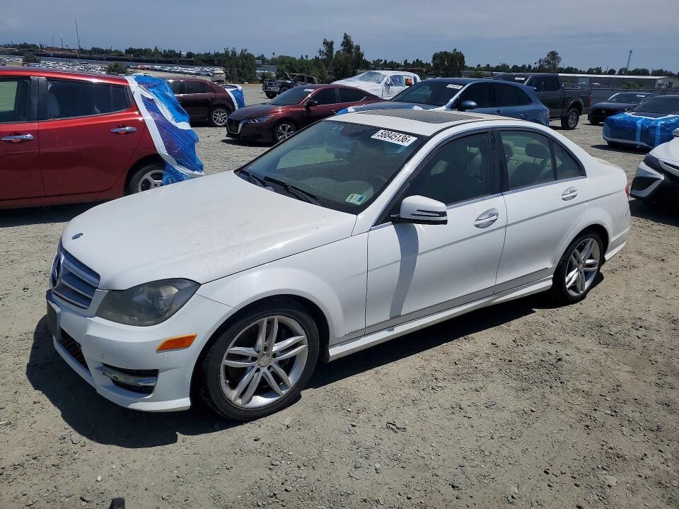 2013 MERCEDES-BENZ C-Class