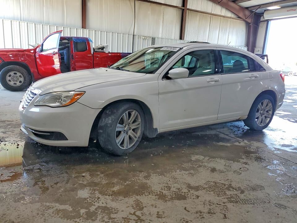 2011 CHRYSLER 200