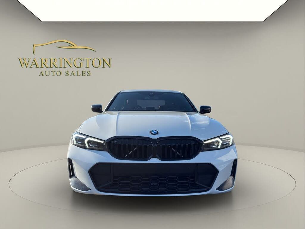 2023 BMW 330i