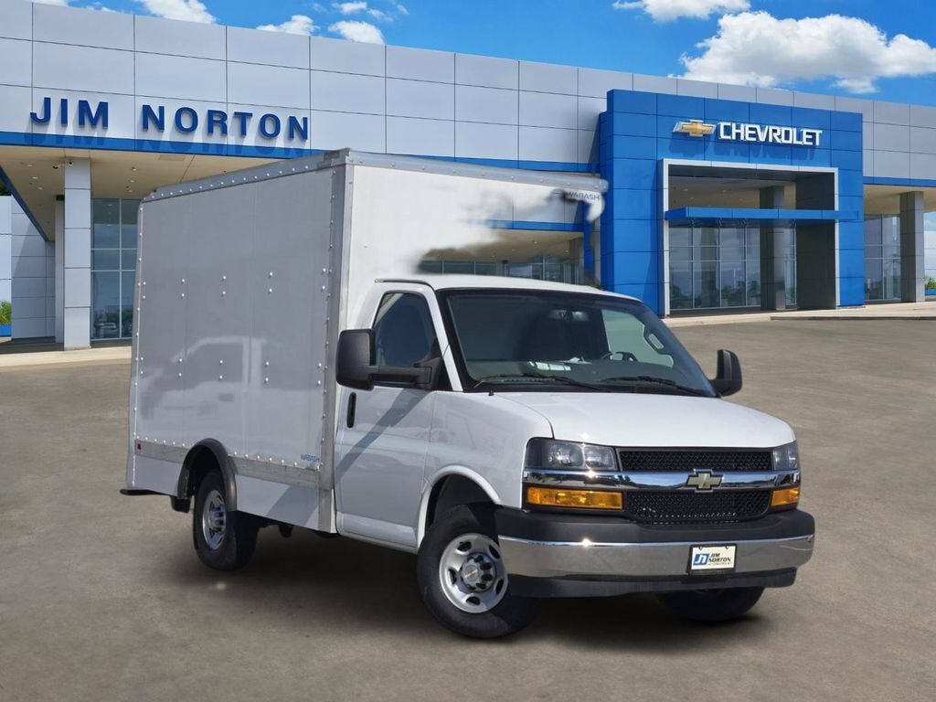 2024 CHEVROLET Express