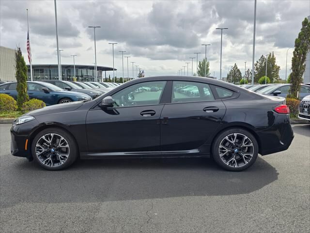 2025 BMW 228i