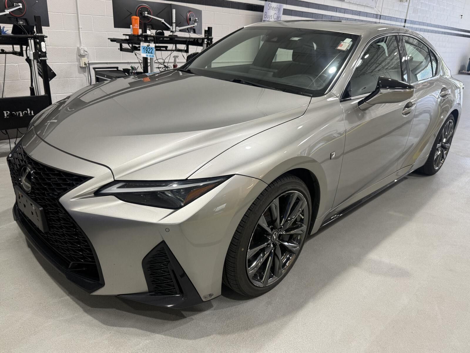 2022 Lexus IS
