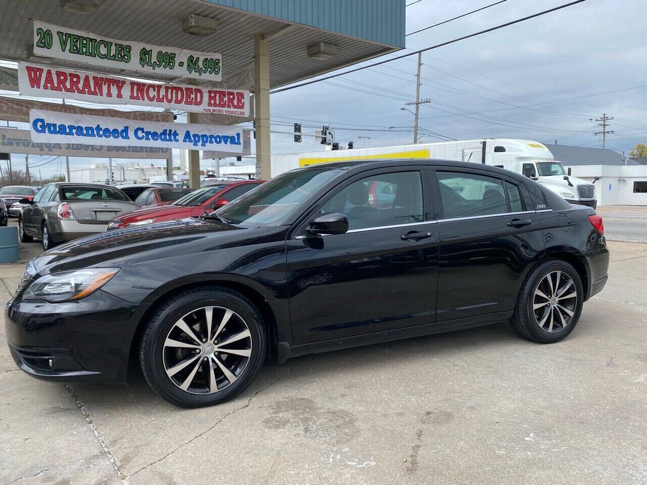 2013 CHRYSLER 200