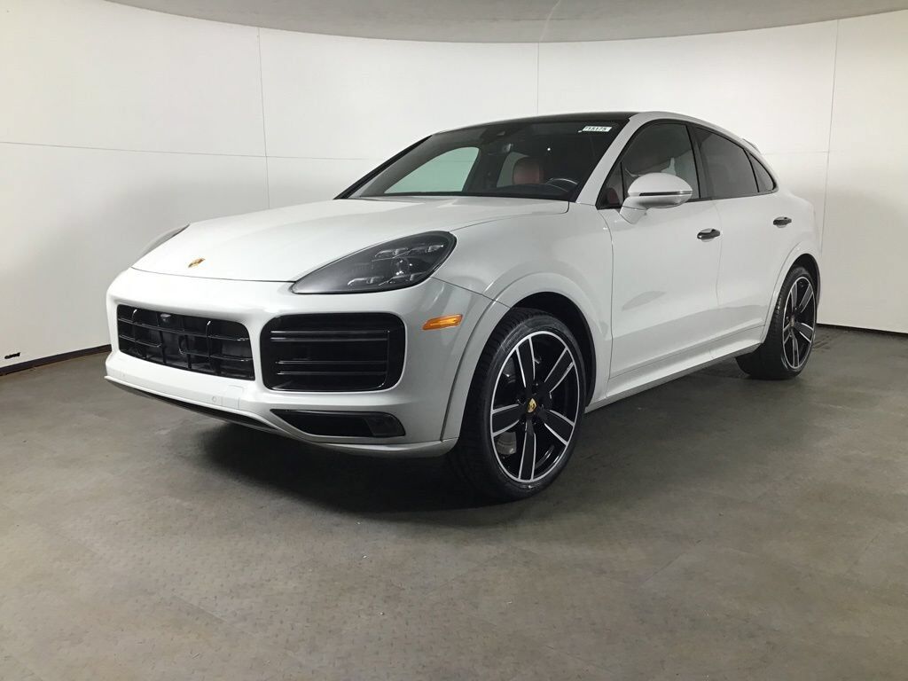 2023 PORSCHE Cayenne