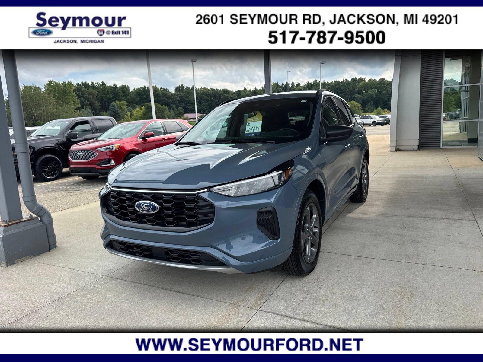 2024 FORD Escape