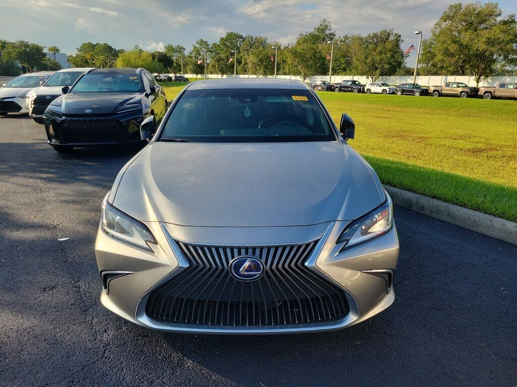 2021 Lexus ES / ES HYBRID