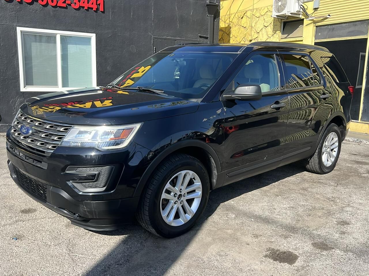 2017 FORD Explorer