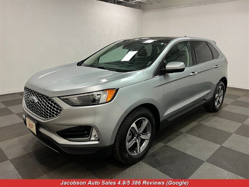 2023 FORD Edge