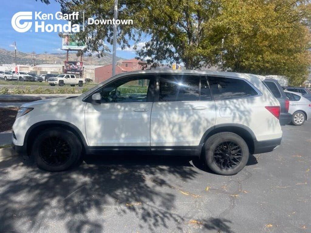 2017 HONDA Pilot