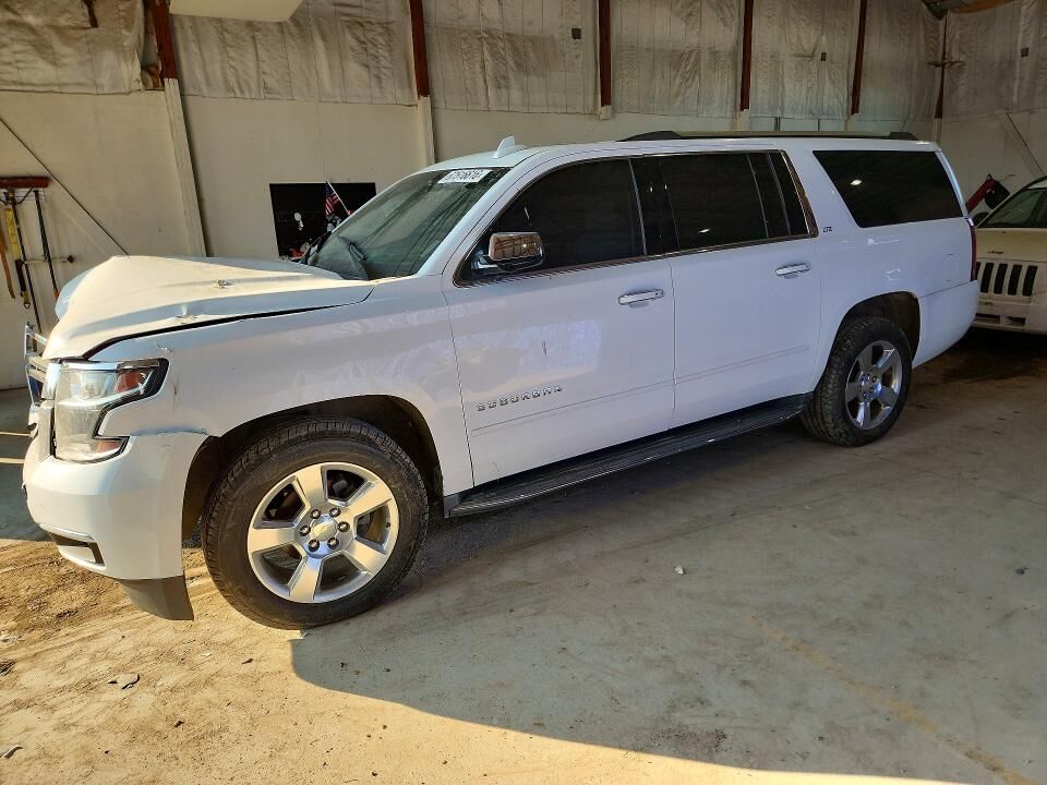 2016 CHEVROLET Suburban