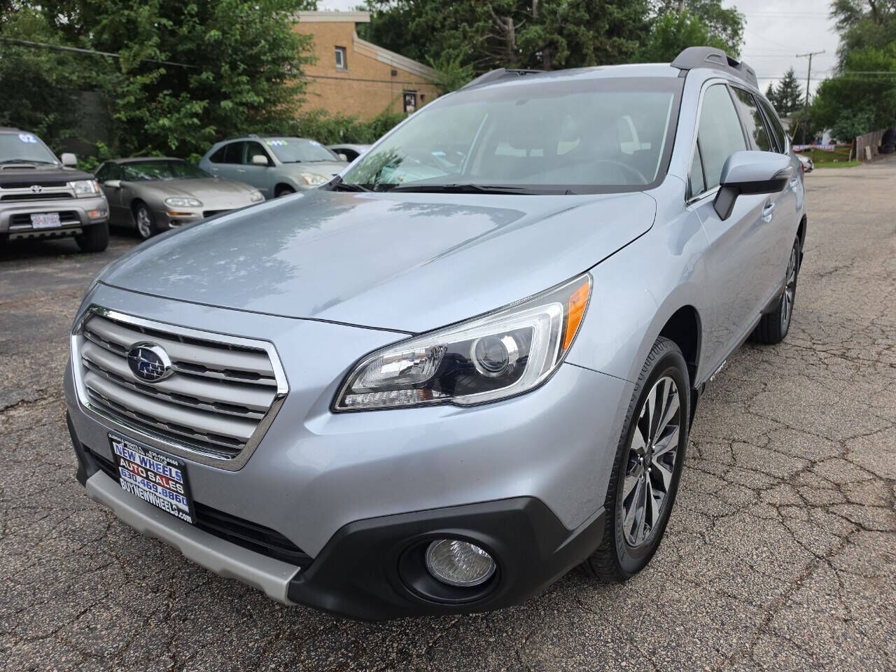 2016 SUBARU Outback