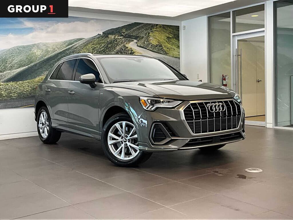 2023 AUDI Q3