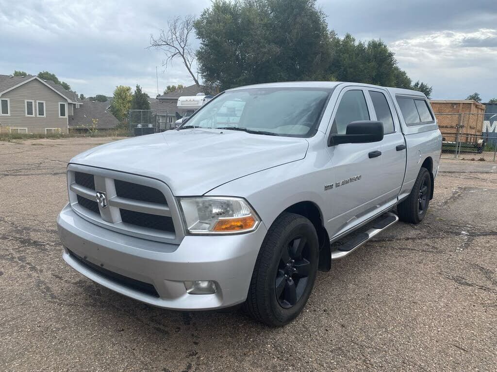 2012 DODGE Ram