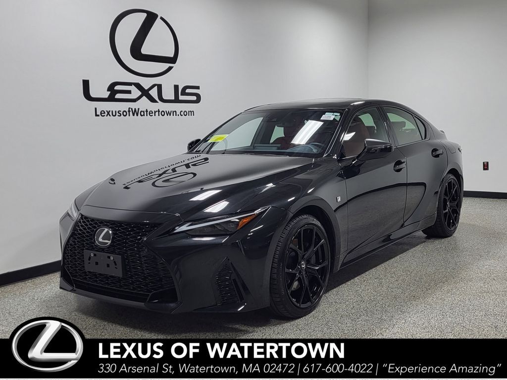 2025 LEXUS IS