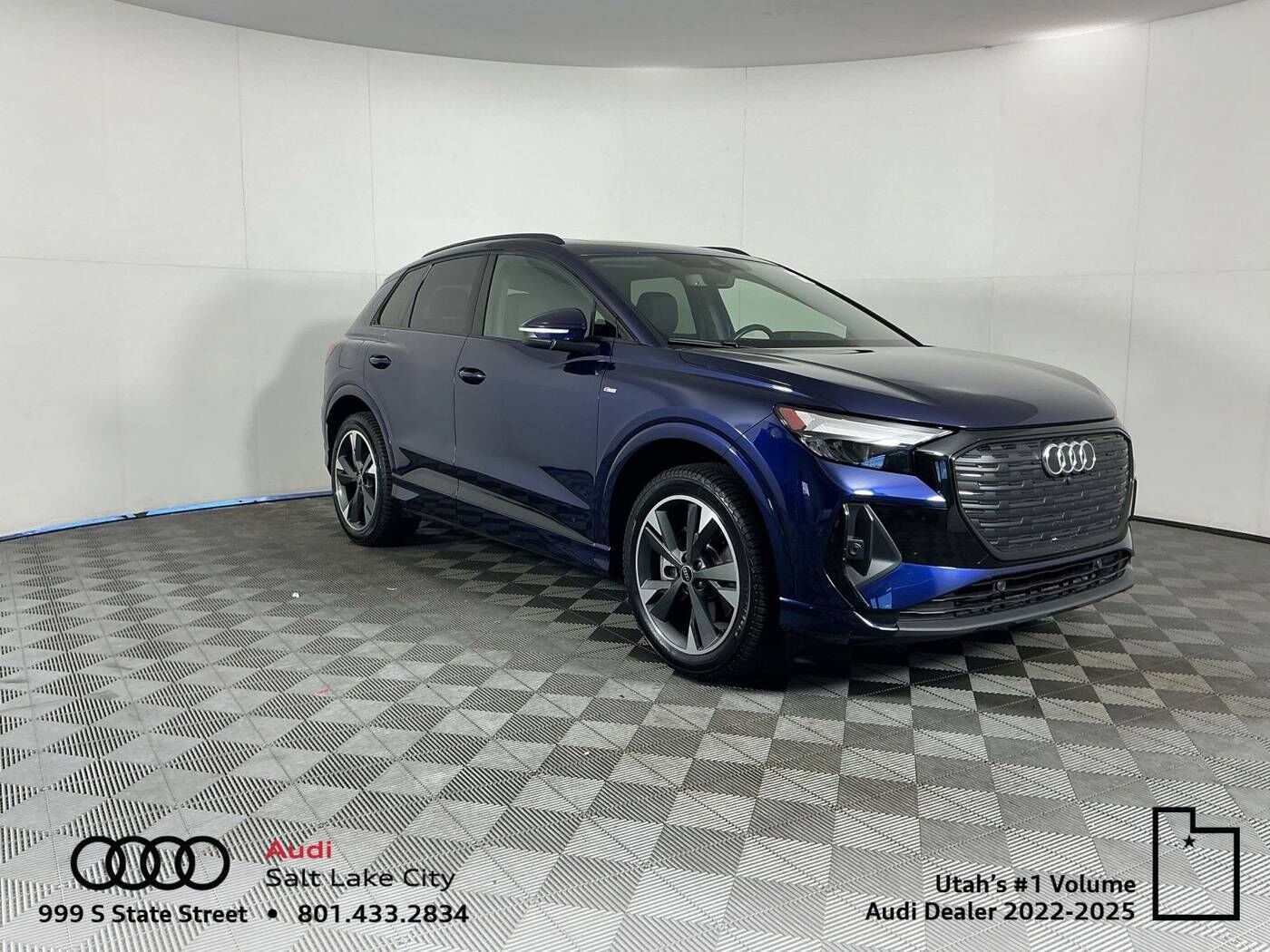 2023 AUDI Q4