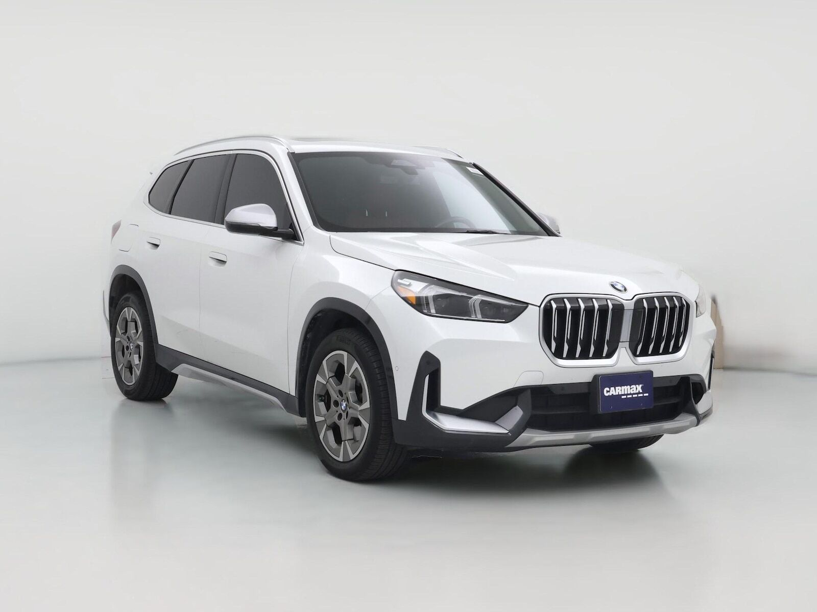2023 BMW X1
