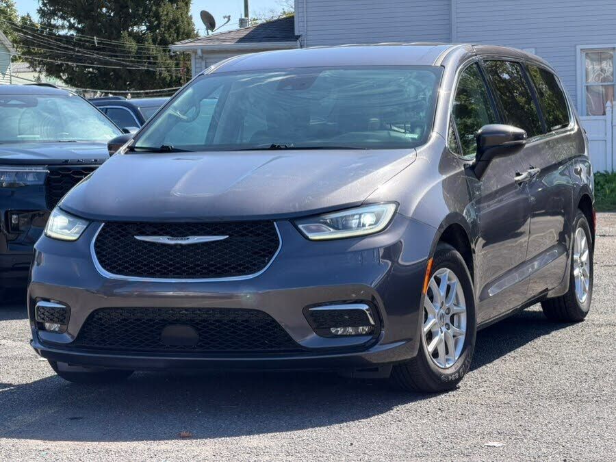 2023 CHRYSLER Pacifica