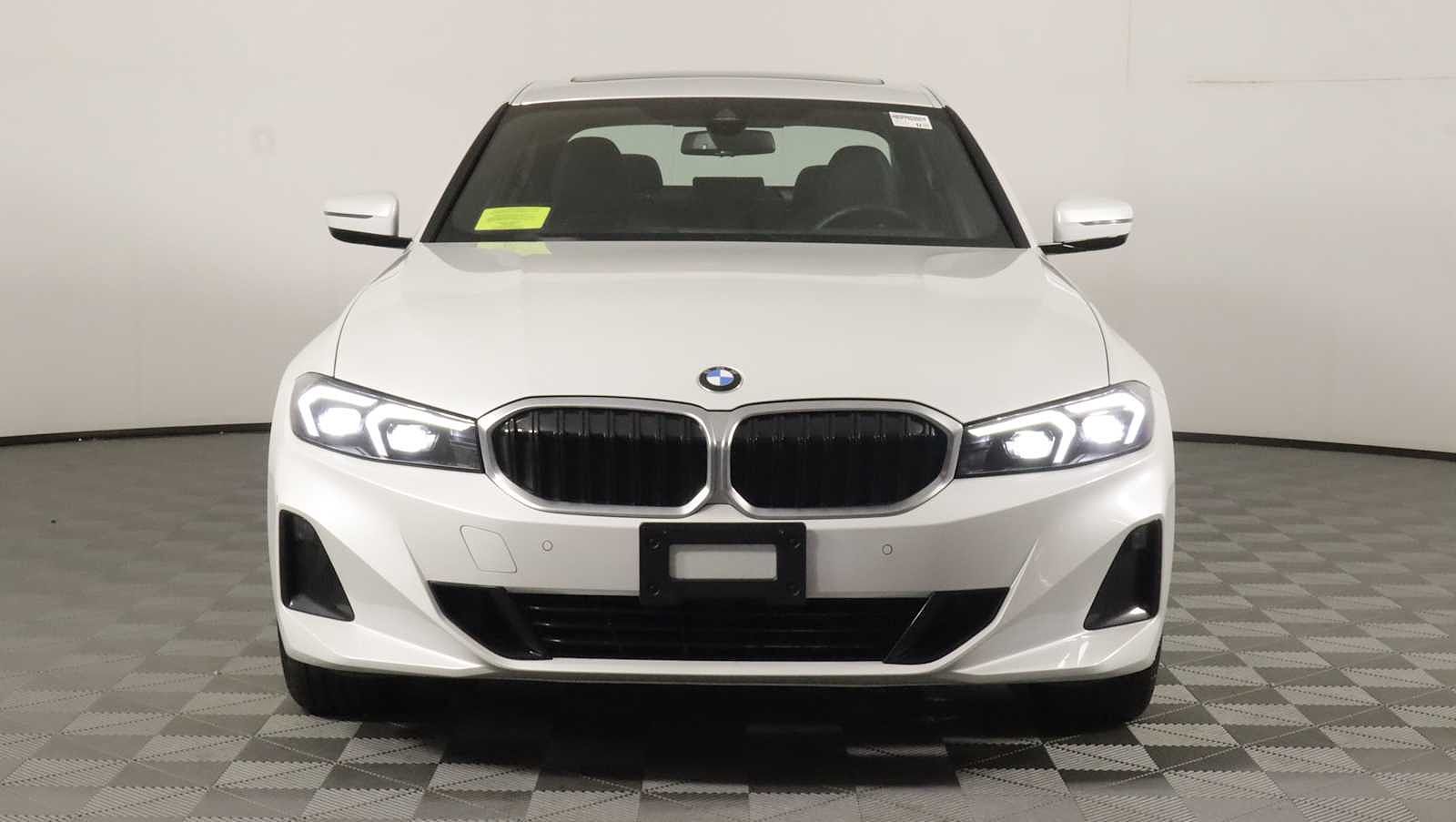 2023 BMW 330i
