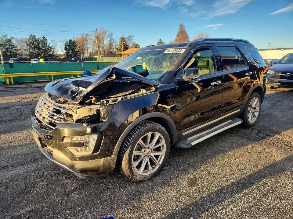 2016 FORD Explorer
