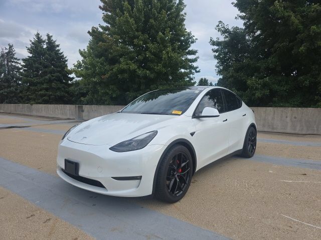 2022 TESLA Model Y