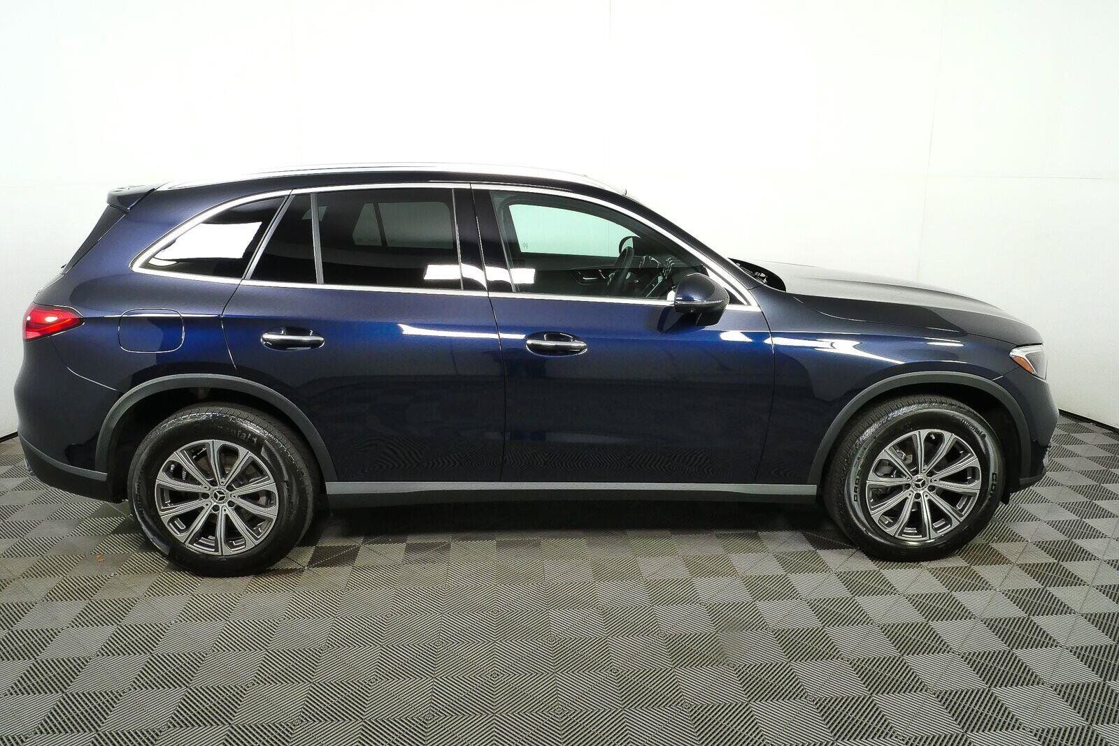 2024 Mercedes-Benz GLC-Class