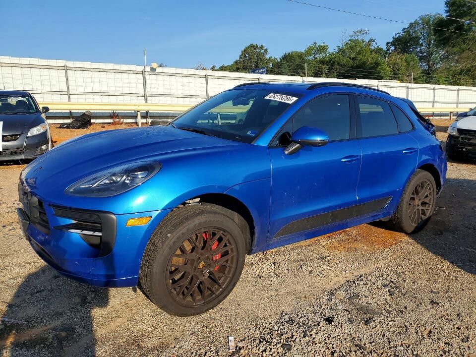 2021 PORSCHE Macan