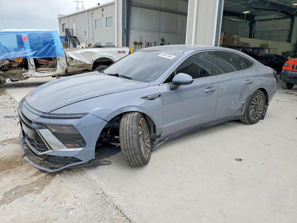 2025 HYUNDAI Sonata