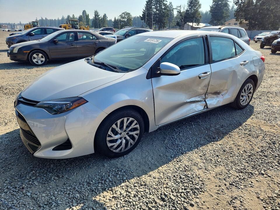 2018 TOYOTA Corolla