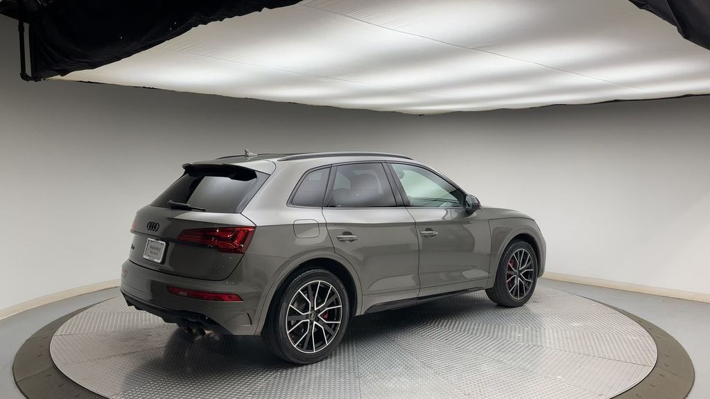 2023 Audi SQ5